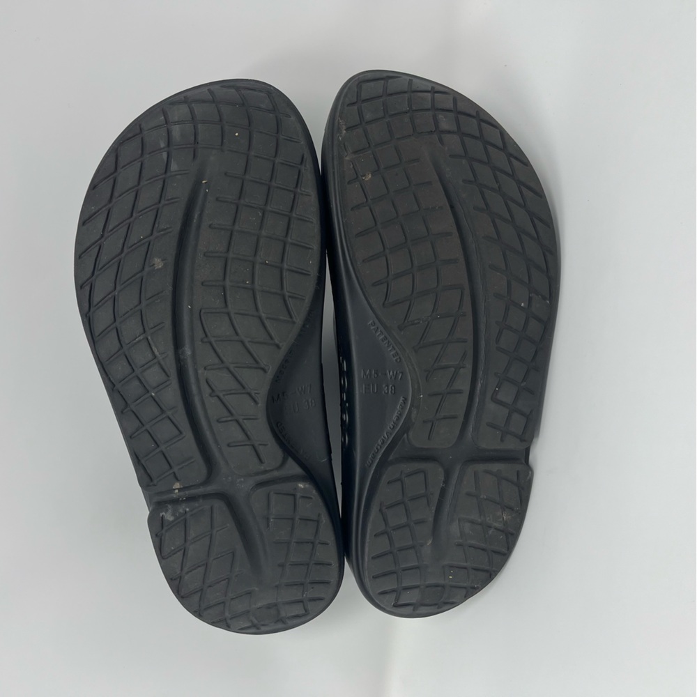 Oofas OOAHH Luxe Slide Sandals Frost Women’s Size 7 Recovery - Picture 8 of 9